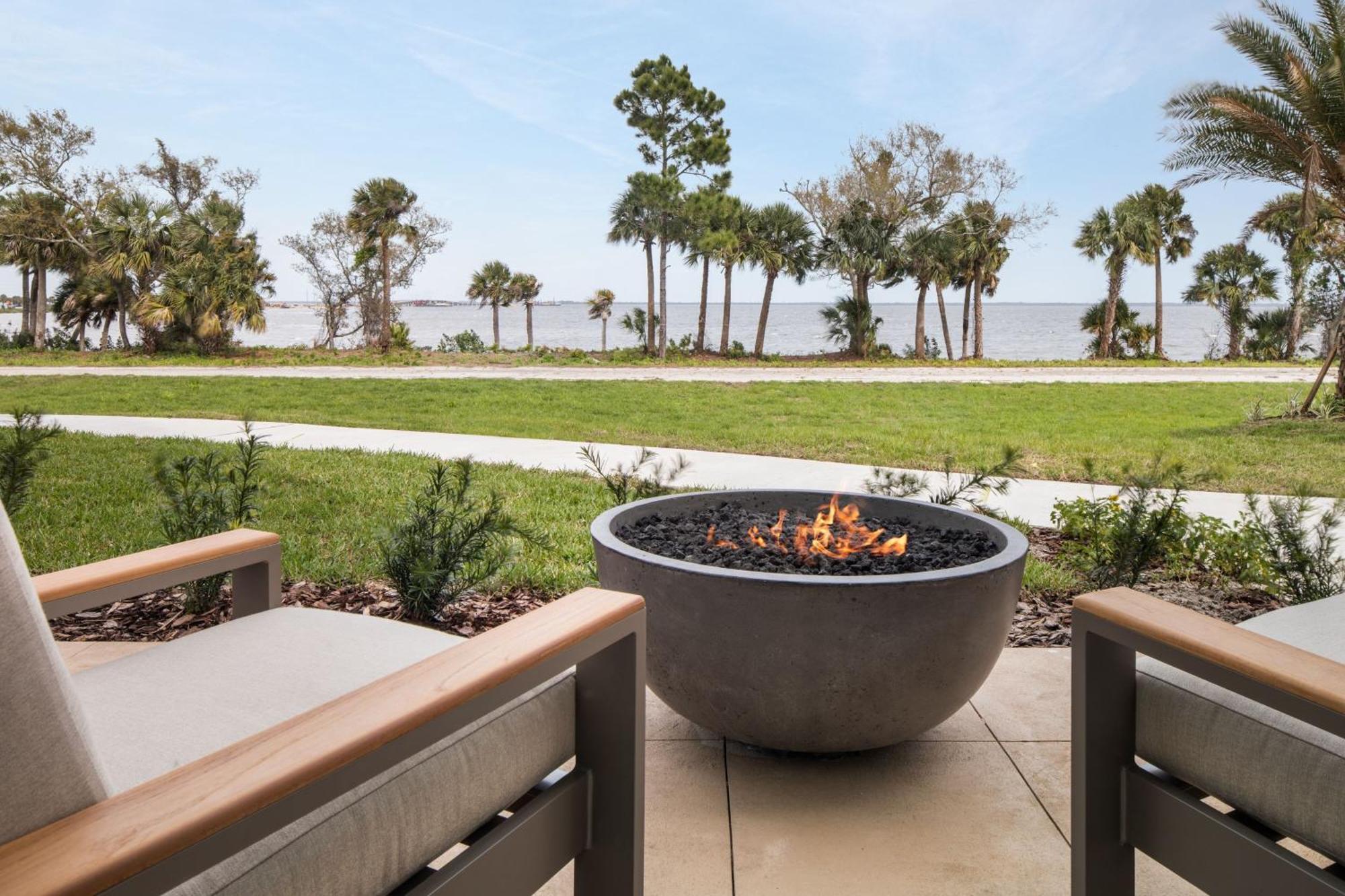 Courtyard By Marriott Titusville Kennedy Space Center Екстериор снимка