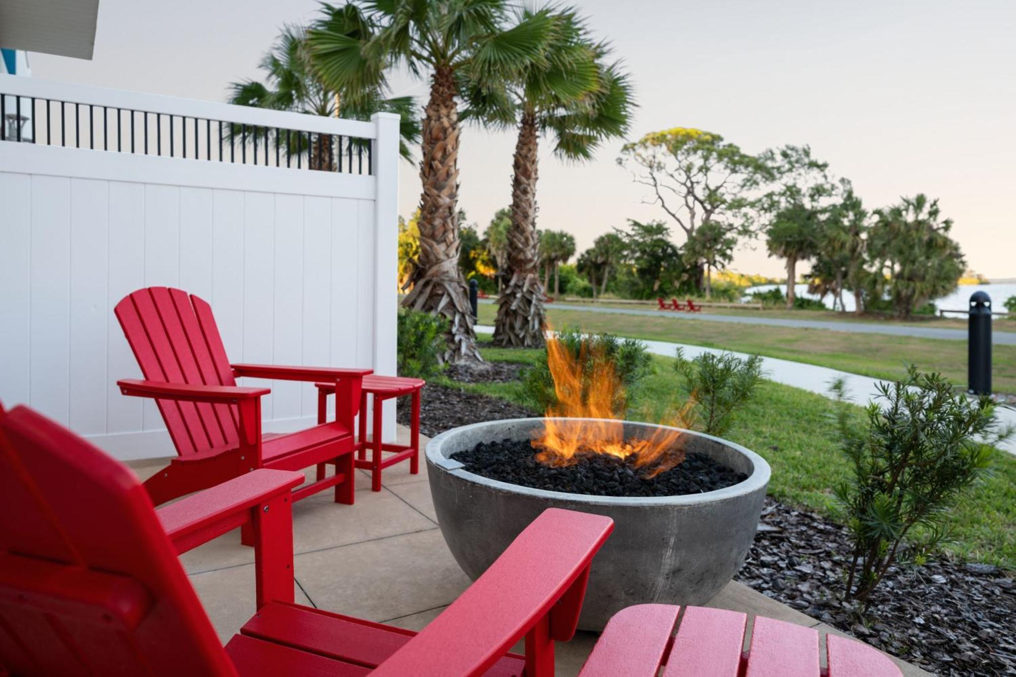 Courtyard By Marriott Titusville Kennedy Space Center Екстериор снимка